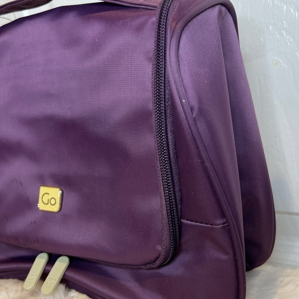 GO HANGING TOILETRY ZIPPERED BAG - Picture 4 of 10
